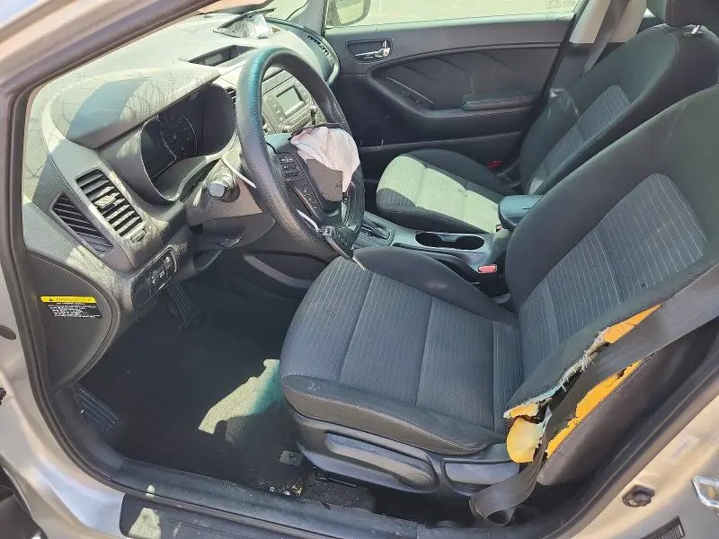 2015 KIA FORTE LX  