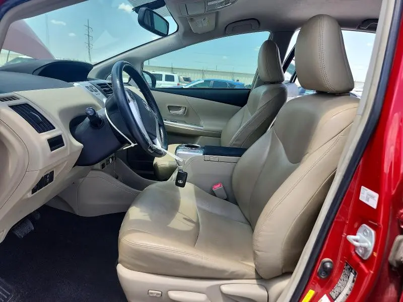 2013 TOYOTA PRIUS V FIVE  
