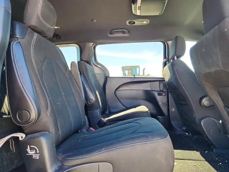 2020 CHRYSLER PACIFICA TOURING  