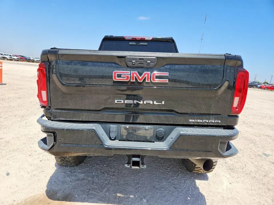 2022 GMC SIERRA K2500 DENALI  