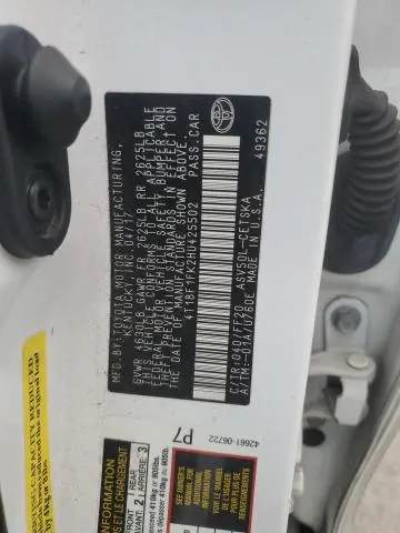 2017 TOYOTA CAMRY LE  