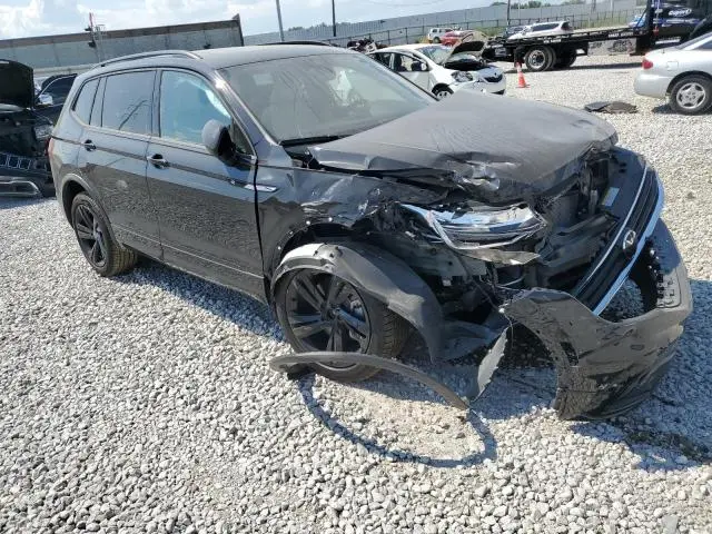 2024 VOLKSWAGEN TIGUAN SE R-LINE BLACK  