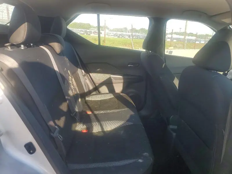 2019 NISSAN KICKS SV  