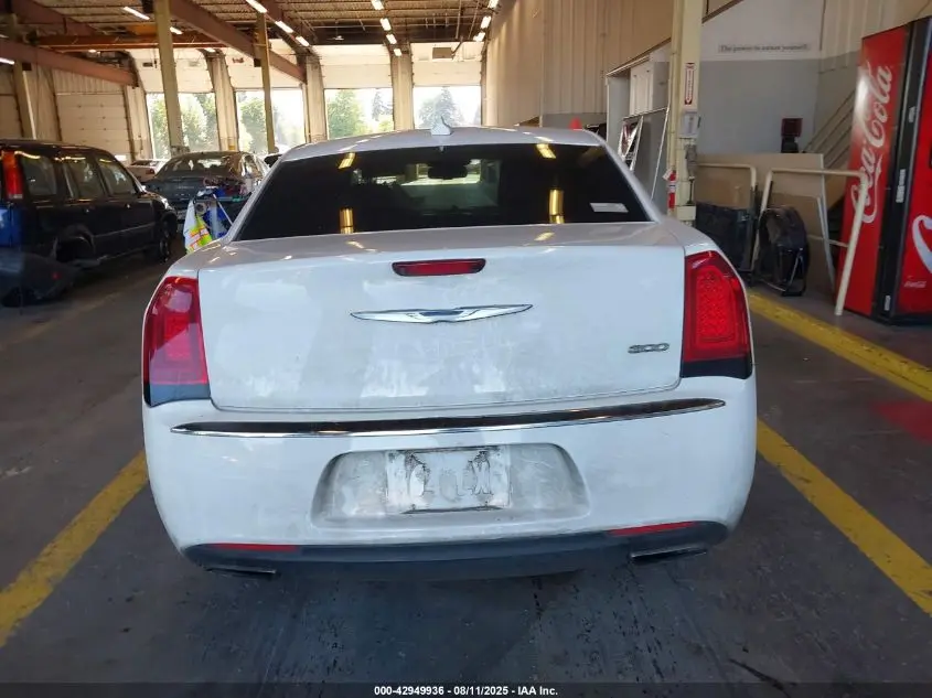 2015 CHRYSLER 300 LIMITED
