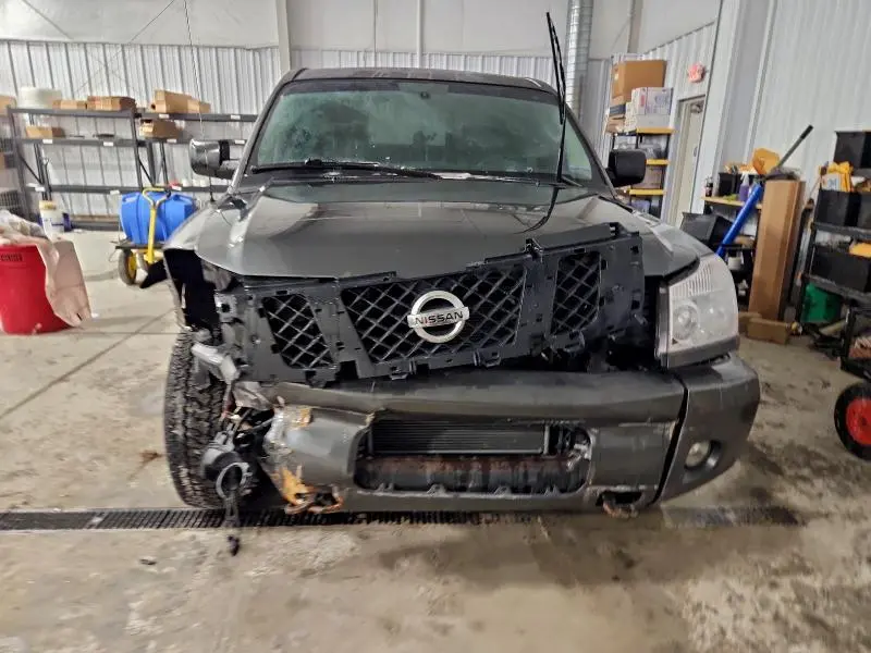 2011 NISSAN TITAN S  