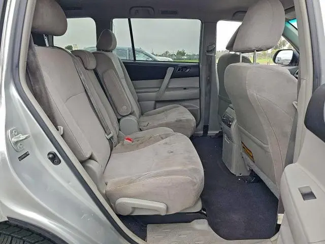 2012 TOYOTA HIGHLANDER BASE  
