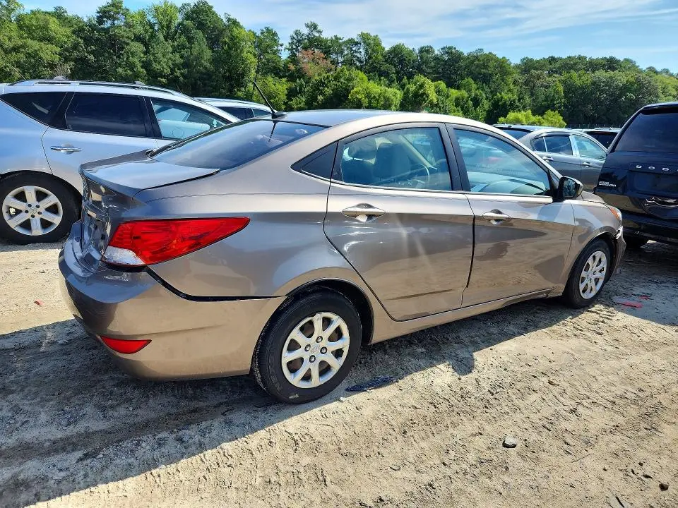 2013 HYUNDAI ACCENT GLS  