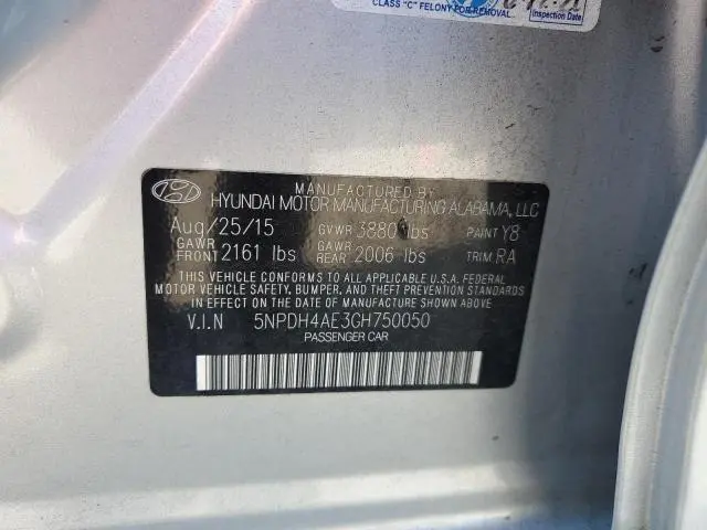 2016 HYUNDAI ELANTRA SE  