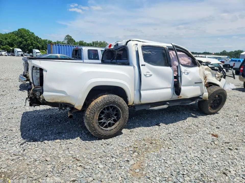 2021 TOYOTA TACOMA SR5 V6  