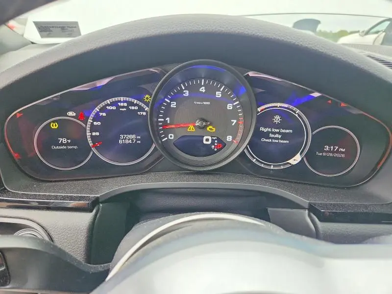 2021 PORSCHE CAYENNE COUPE  