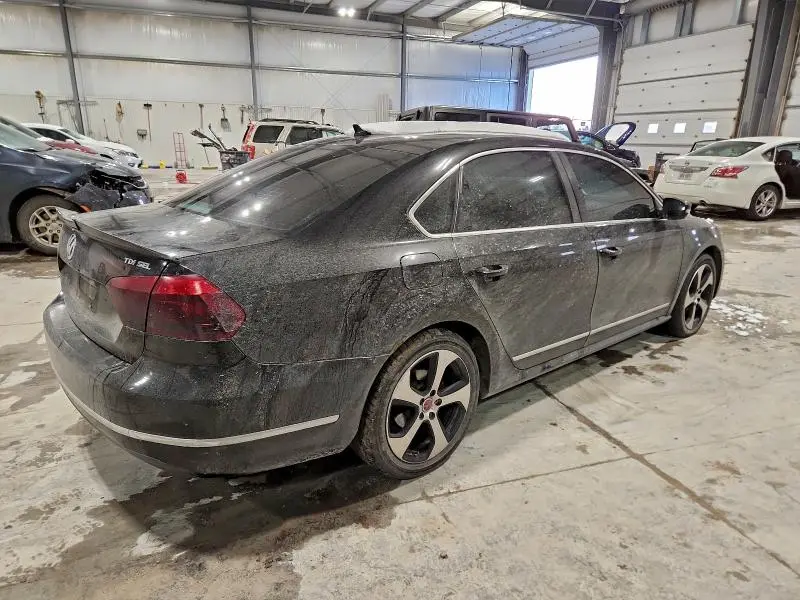 2013 VOLKSWAGEN PASSAT SEL  