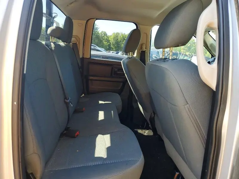 2014 RAM 1500 ST  