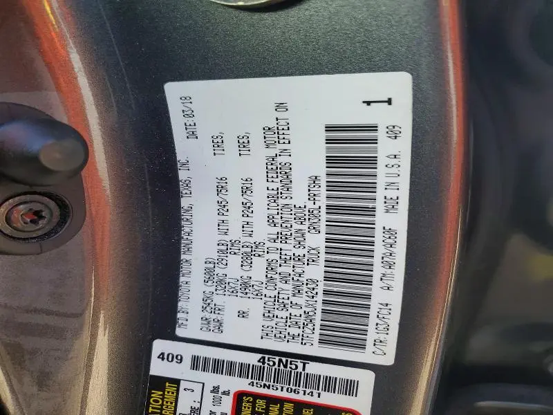 2018 TOYOTA TACOMA SR5 V6  