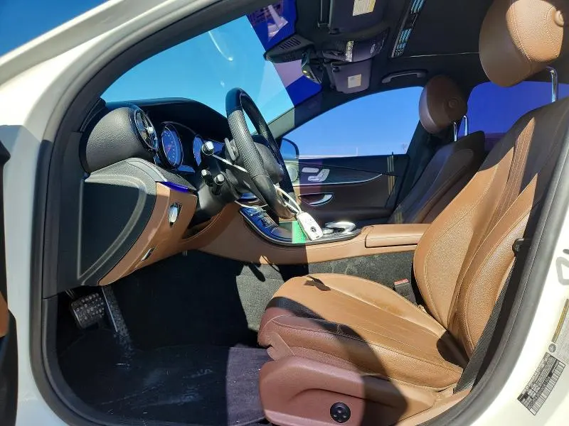 2017 MERCEDES-BENZ E 300  