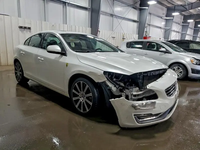 2017 VOLVO S60 PREMIER  