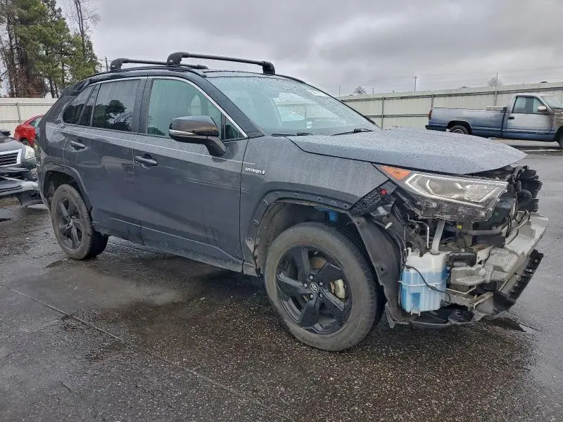 2019 TOYOTA RAV4 XSE  