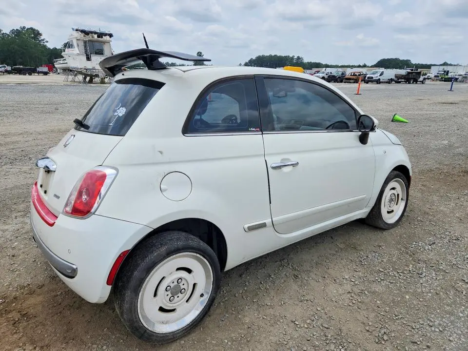 2015 FIAT 500 LOUNGE  