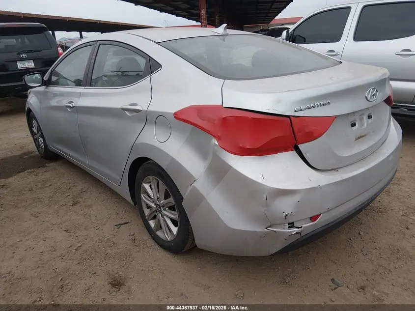 2015 HYUNDAI ELANTRA SE