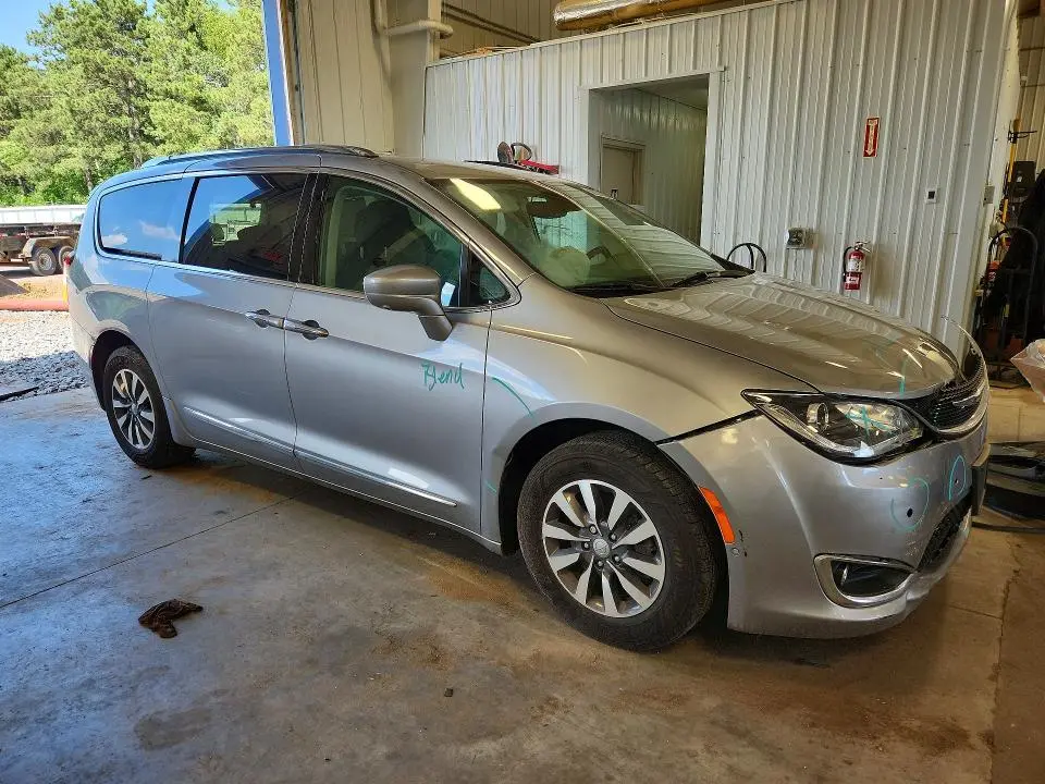 2020 CHRYSLER PACIFICA TOURING L PLUS  