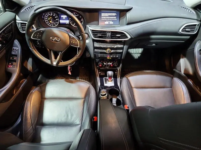 2018 INFINITI QX30 PREMIUM  