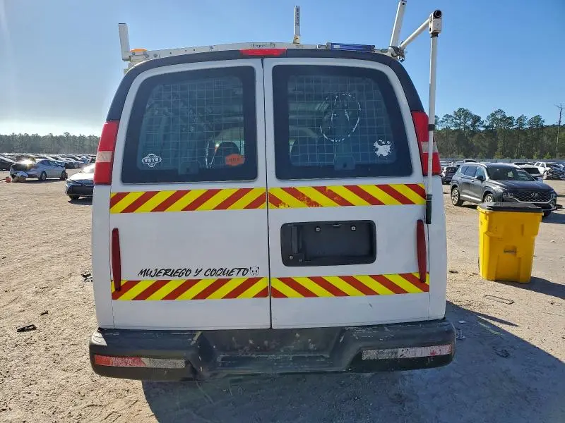 2014 GMC SAVANA G3500  