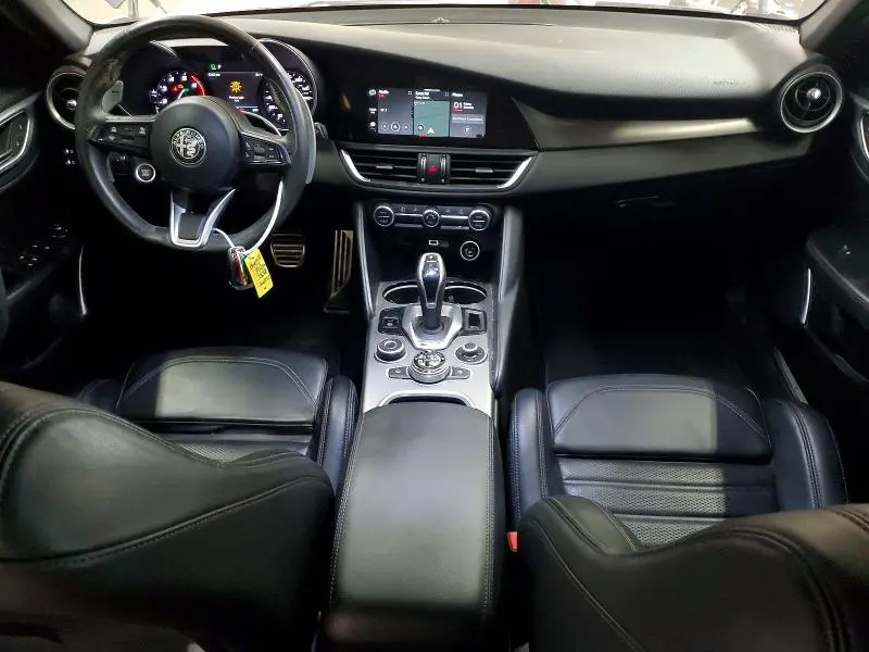 2023 ALFA ROMEO GIULIA TI  