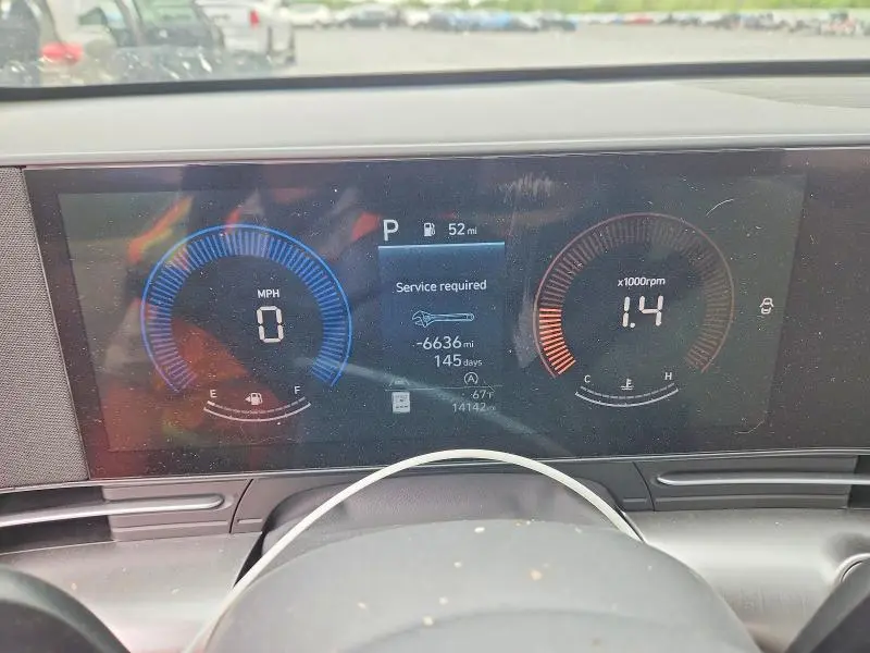 2026 HYUNDAI KONA SE  