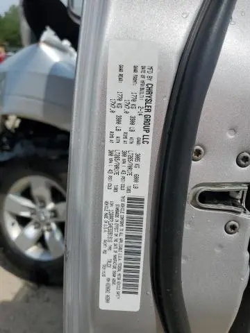 2014 RAM 1500 SLT  