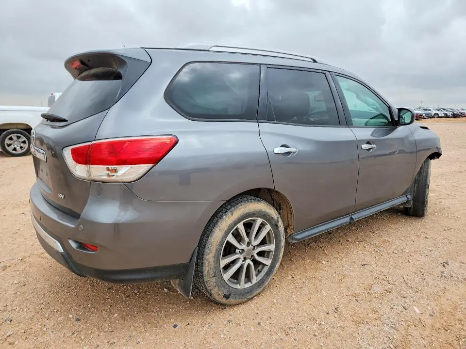 2015 NISSAN PATHFINDER SV  