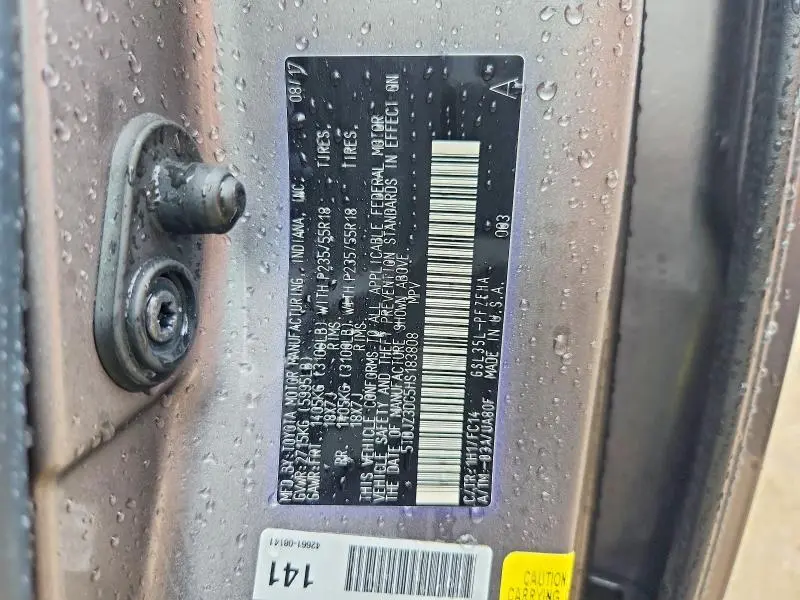 2017 TOYOTA SIENNA LE  