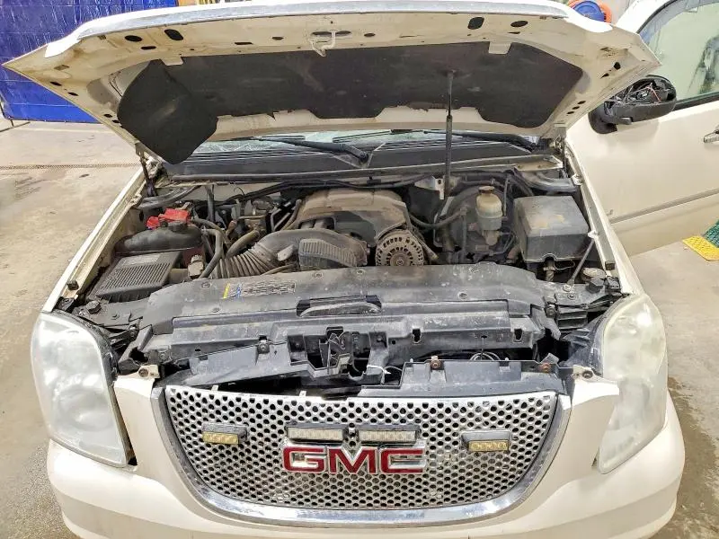 2010 GMC YUKON DENALI  