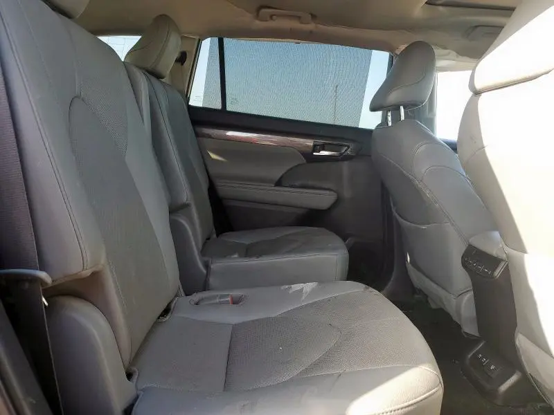 2021 TOYOTA HIGHLANDER LIMITED  