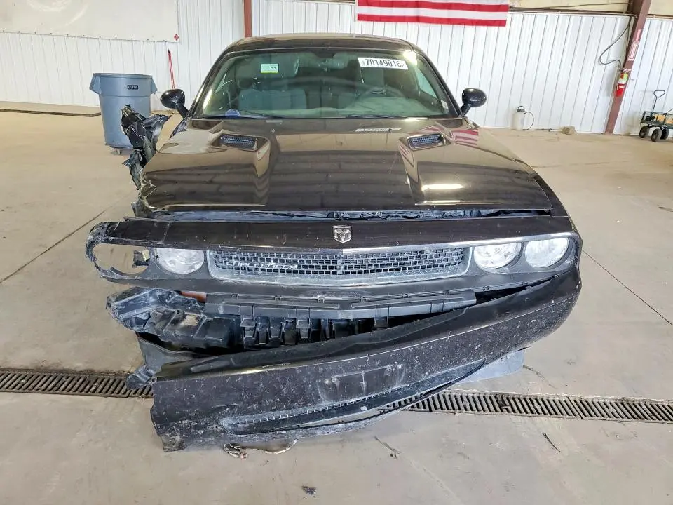 2010 DODGE CHALLENGER SE  