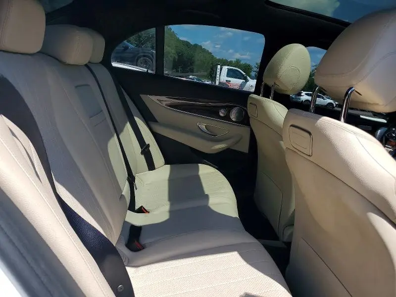2019 MERCEDES-BENZ E 300 4MATIC  