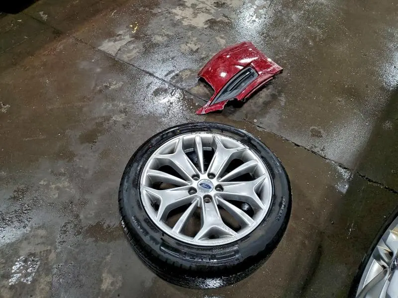 2015 FORD TAURUS LIMITED  