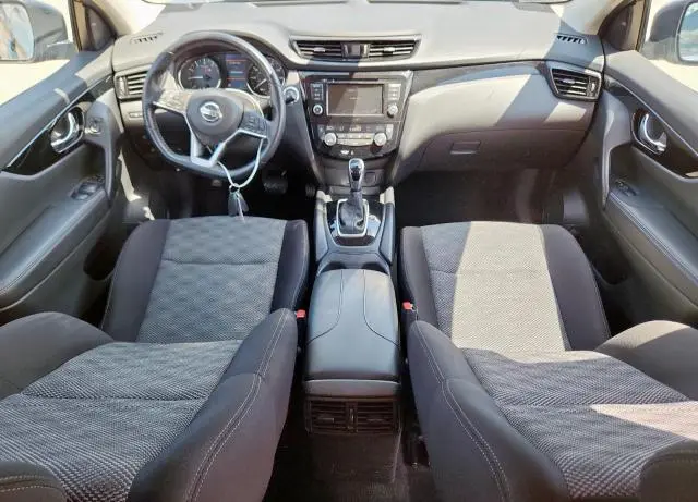 2021 NISSAN ROGUE SPORT SV  