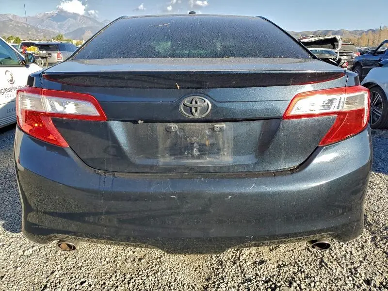 2012 TOYOTA CAMRY SE  