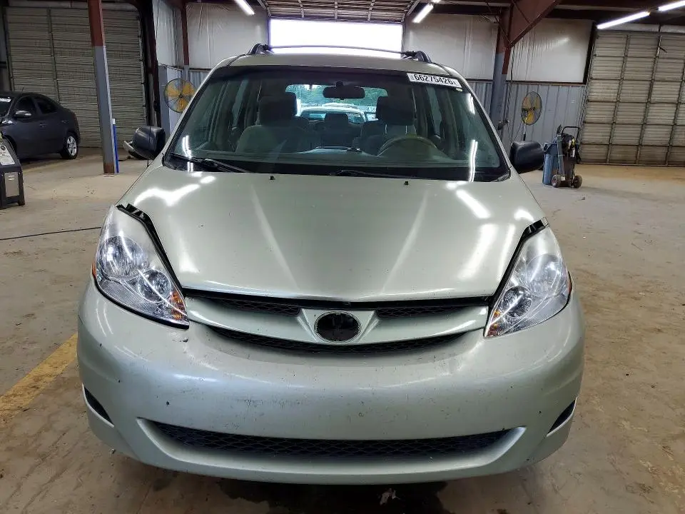 2021 TOYOTA SIENNA CE 8 PASSENGER  