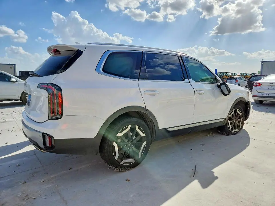 2023 KIA TELLURIDE EX  