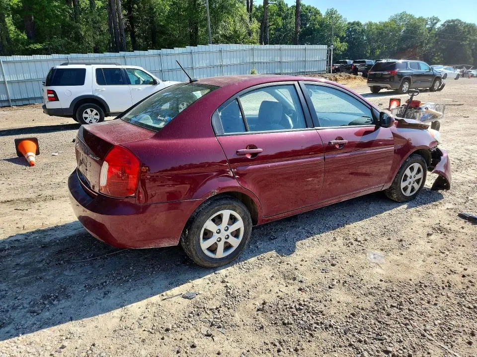 2010 HYUNDAI ACCENT GLS  