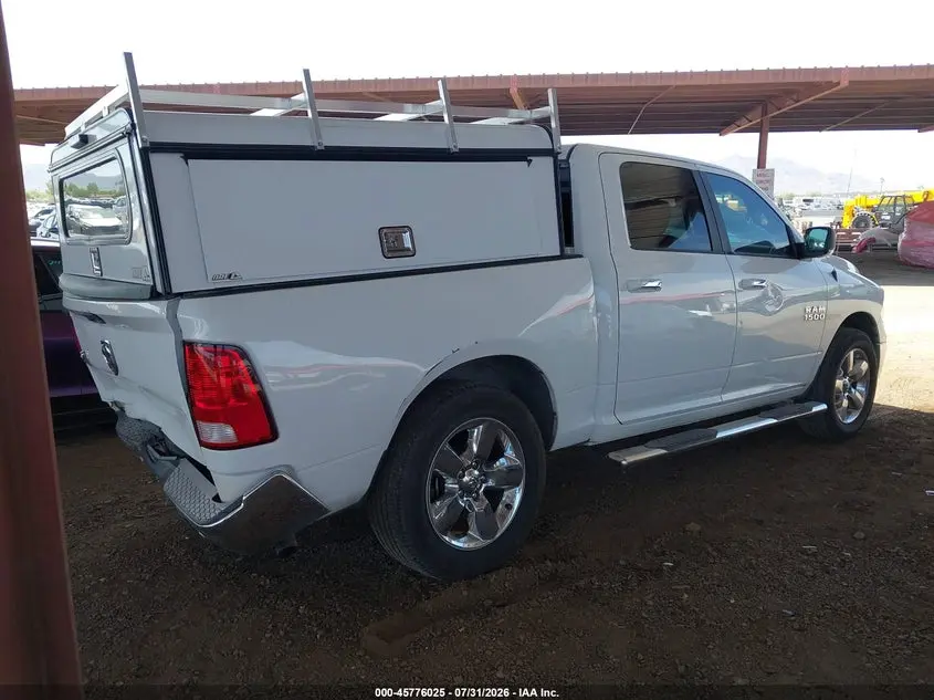 2017 RAM 1500 BIG HORN  4X2 5'7 BOX