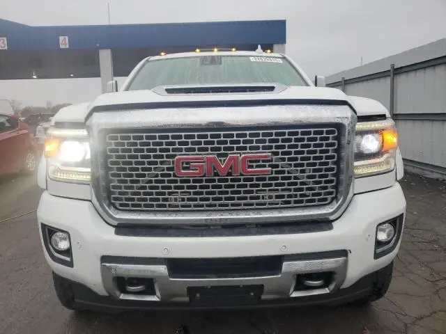 2017 GMC SIERRA K2500 DENALI  