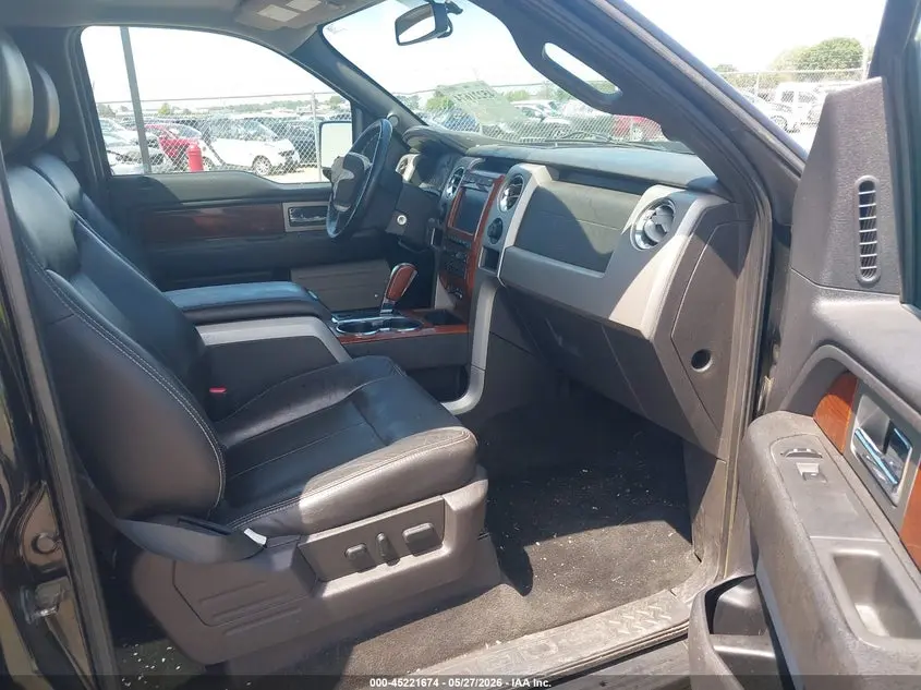 2010 FORD F-150 LARIAT