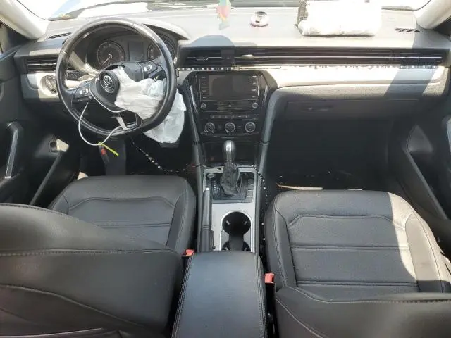 2020 VOLKSWAGEN PASSAT SE  