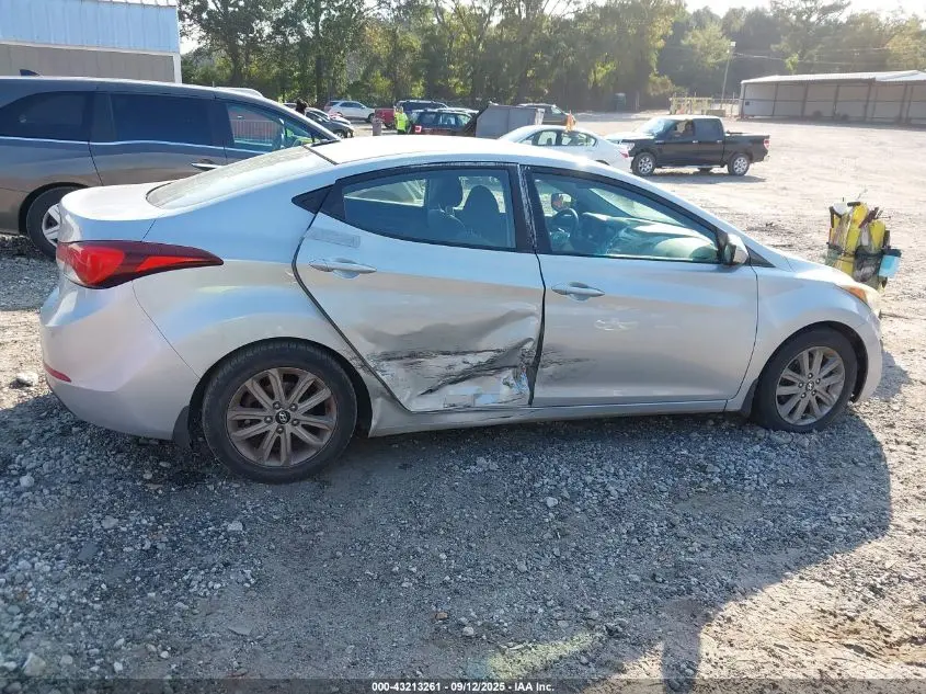 2016 HYUNDAI ELANTRA SE