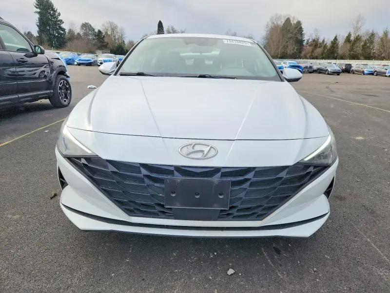 2021 HYUNDAI ELANTRA SEL  