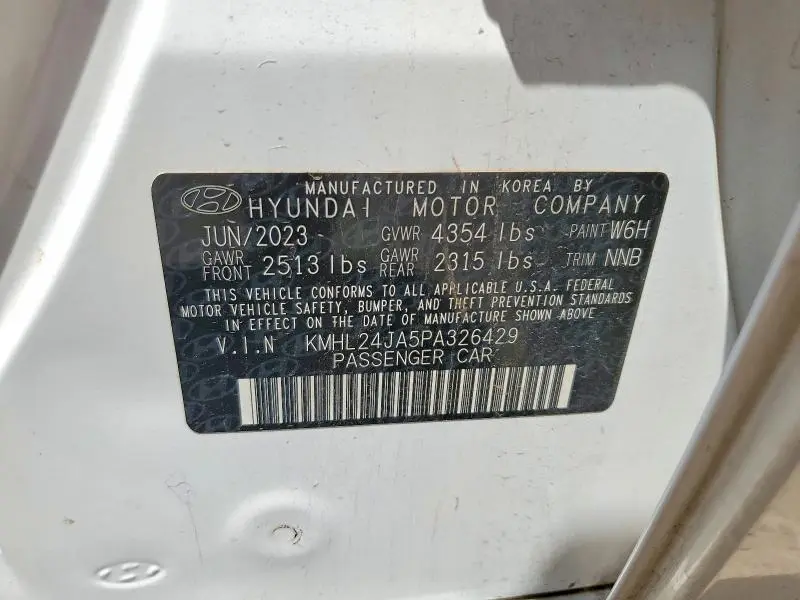 2023 HYUNDAI SONATA SE  