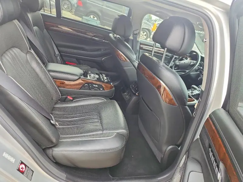 2017 GENESIS G90 ULTIMATE  