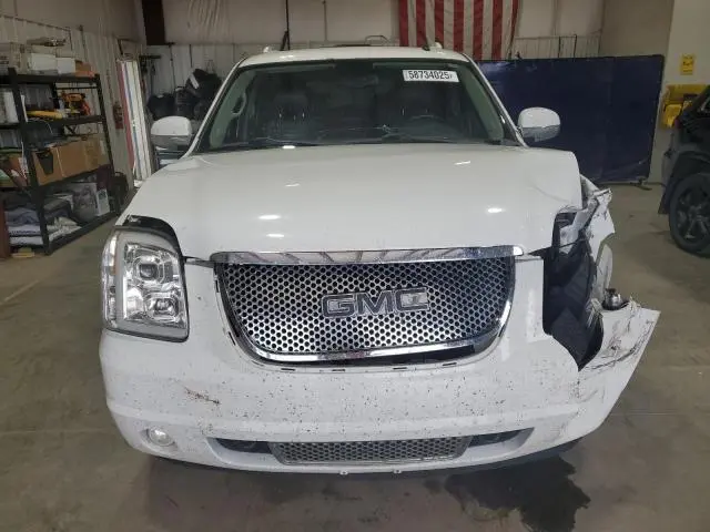 2011 GMC YUKON XL DENALI  