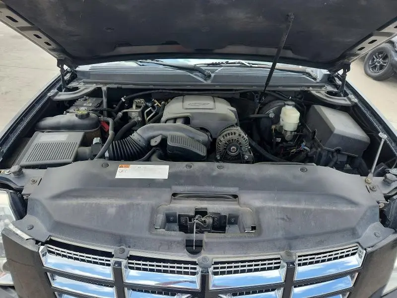 2011 CADILLAC ESCALADE ESV LUXURY  